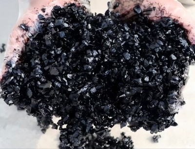 洛扎沥青冷补料（沥青砂）的优势特点与施工流程解析