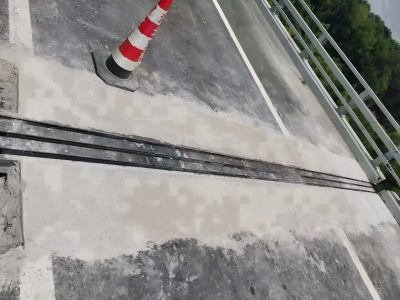 洛扎伸缩缝更换后浇筑材料快速结构修补料速砼的产品特点及施工流程​